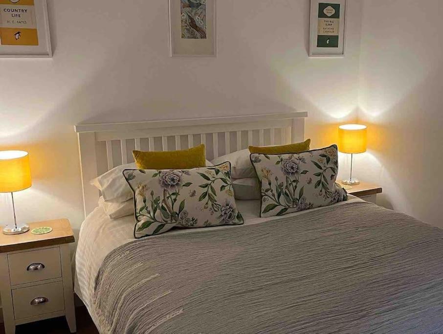 No5 At 53 - 2 Bed Apartment In Leek, Staffs Peak District Extérieur photo